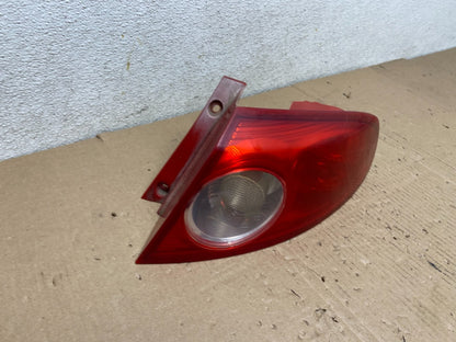 2005 to 2008 Suzuki Reno Right Passenger Rh Side Tail light L4320 DG2