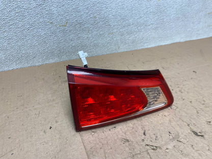 2009 - 2010 Lexus Is250 Is350 Left Driver LH Inner Tail Light Oem W1158 DG2