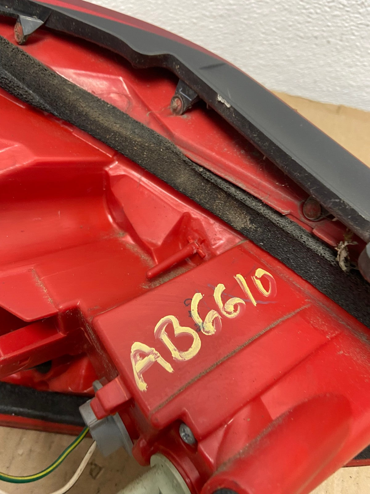 2006 2007 2008 Toyota Rav4 Right Passenger RH Side Tail Light OEM AB6610 LK5