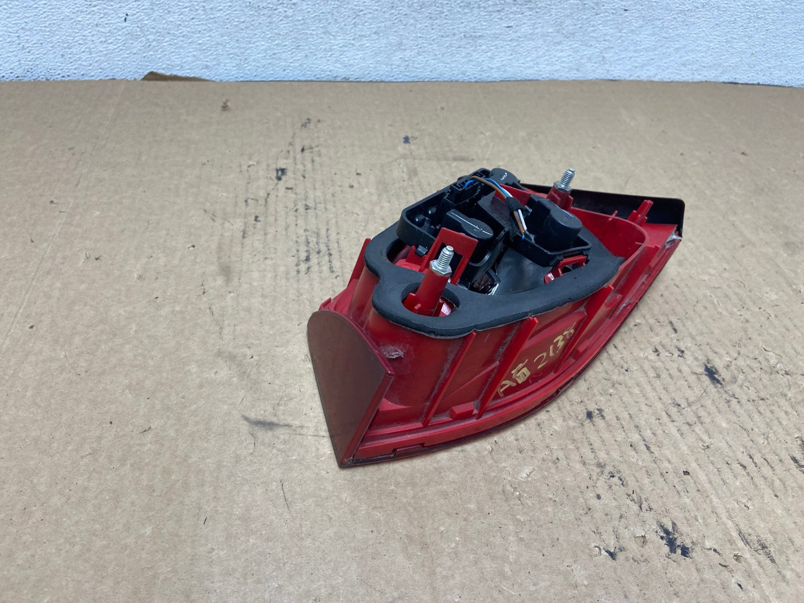 2011-2014 Volkswagen Jetta Right RH Inner Trunk Tail Light AG2138 LK4