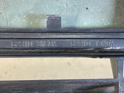 2011 to 2017 Nissan Quest Front Upper Grill Grille AD5769 DG4