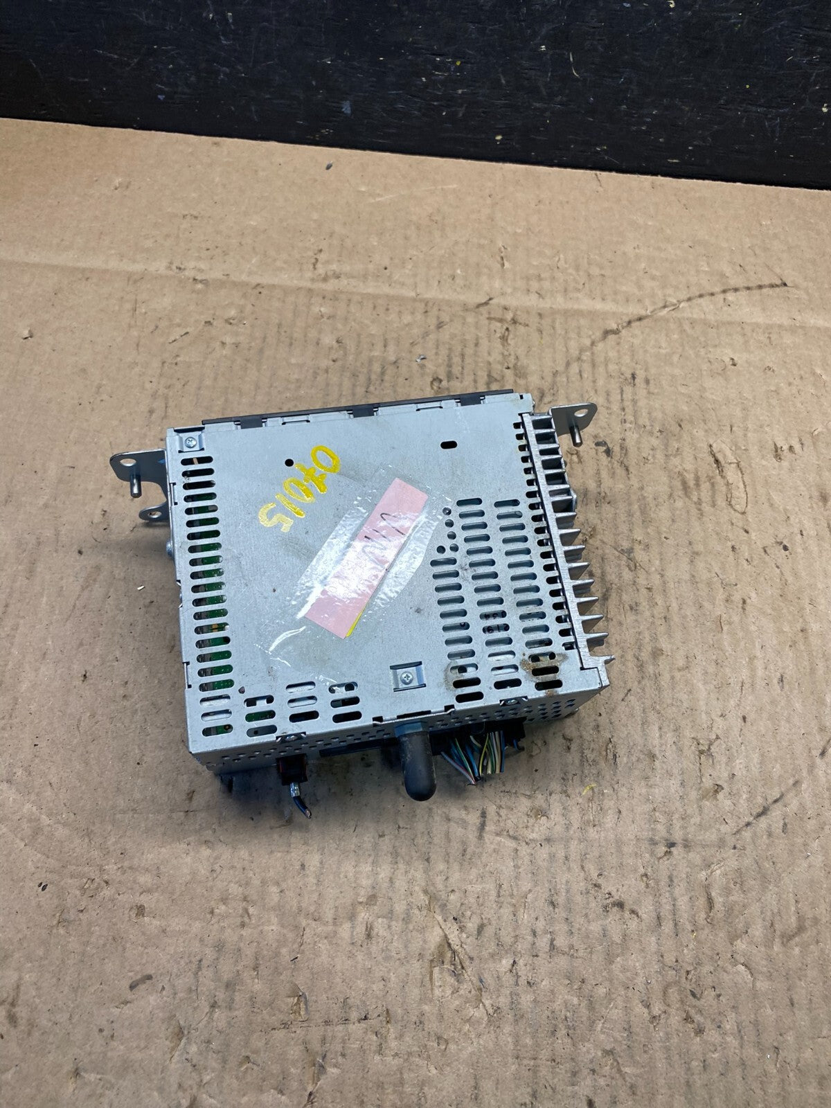 2011 Ford Explorer Audio Equipment Radio Receiver AM FM CD O7015 DG4