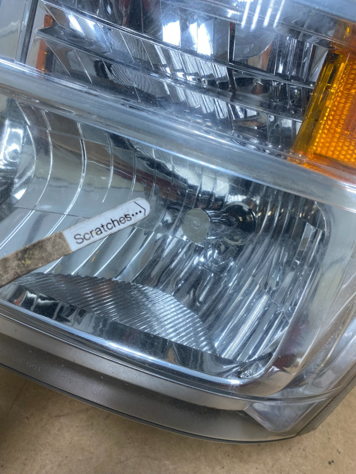 2008-2014 Ford Econoline E150 E250 E350 Left Driver LH Headlight AE2998 DW3
