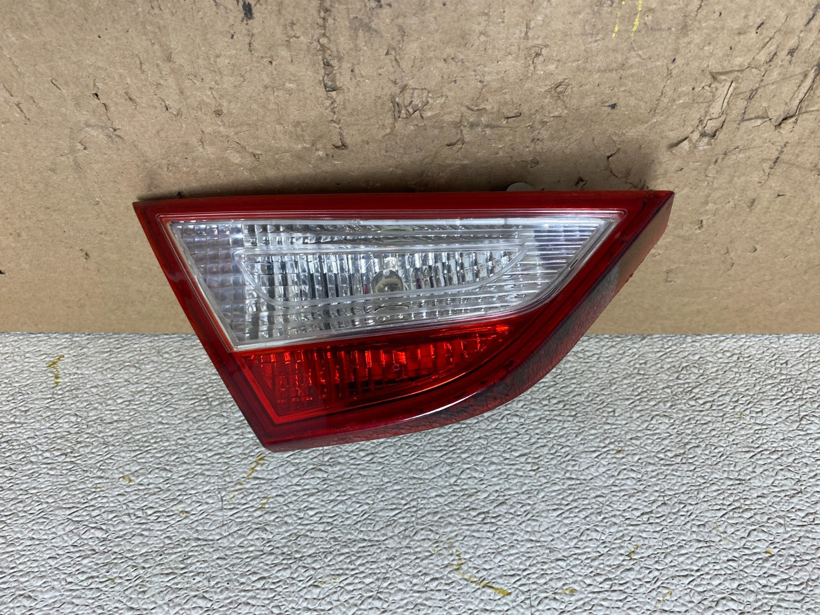2011 2012 2013 2014 Hyundai Sonata Left Driver Inner Tail Light Oem R9868 DW0