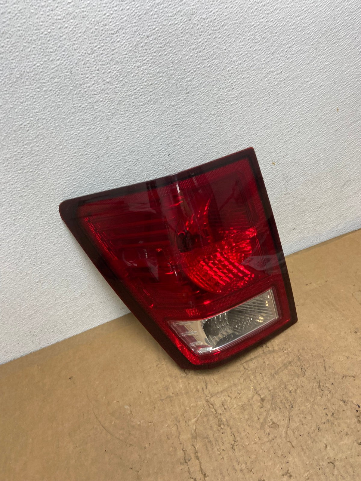 2007 to 2010 Jeep Grand Cherokee Left Driver Lh Tail Light AD0608 LK2