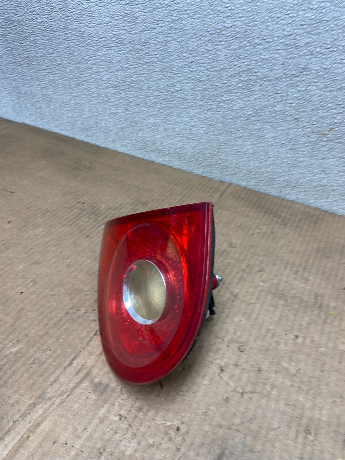 2006-2009 Volkswagen Golf Right Passenger Rh Tail Light Inner Trunk AA6479 LK1