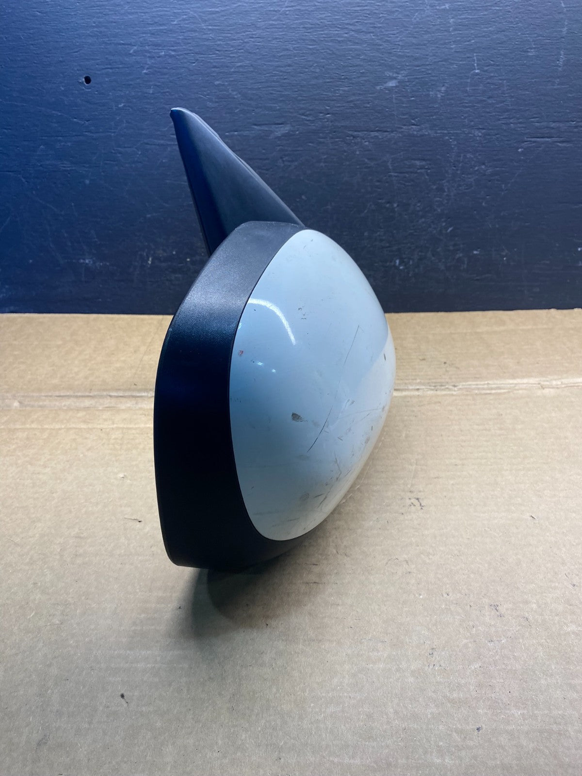 2001 to 2006 Toyota Sequoia Right Passenger View Door Mirror AD3022 DG11