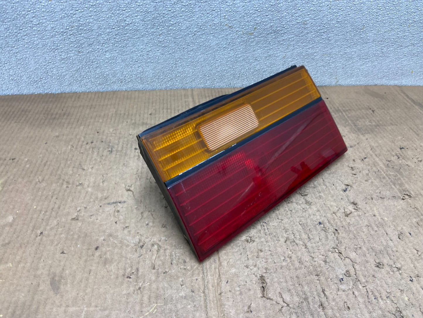 1990 to 1991 Honda Accord Coupe Left Driver LH Inner Tail Light OEM AA8460 DG2
