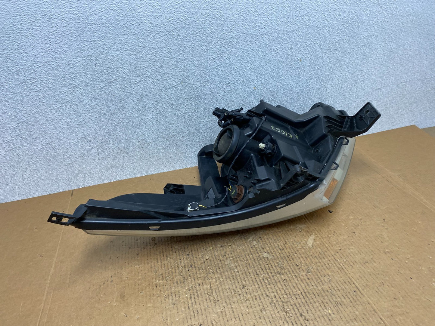 2011 to 2015 Ford Explorer Right Passenger Halogen Headlight AE1663 DW5