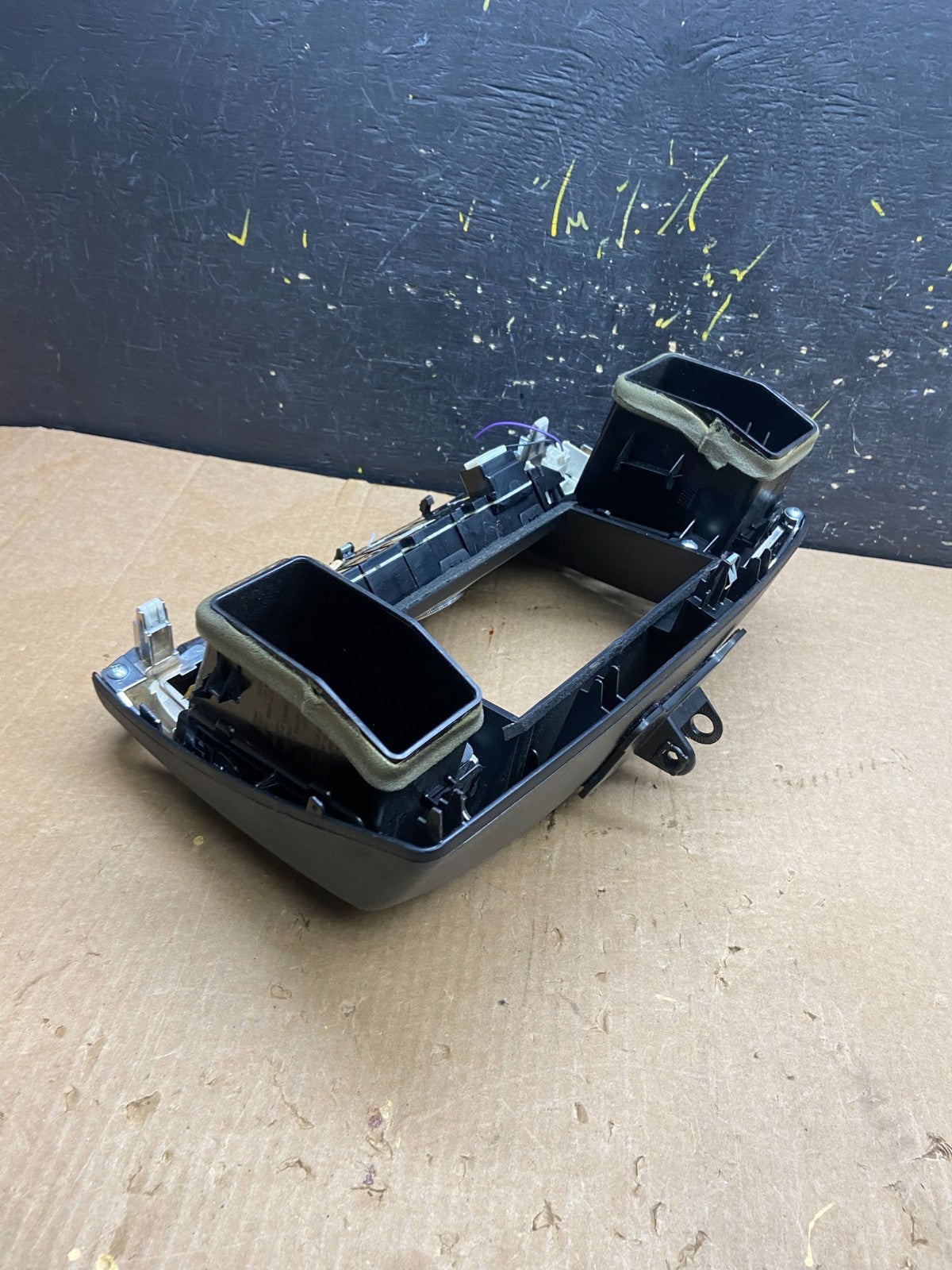 2009-2014 Nissan Maxima Center Console Climate Control Radio Bezel OEM Z4198 `DG4