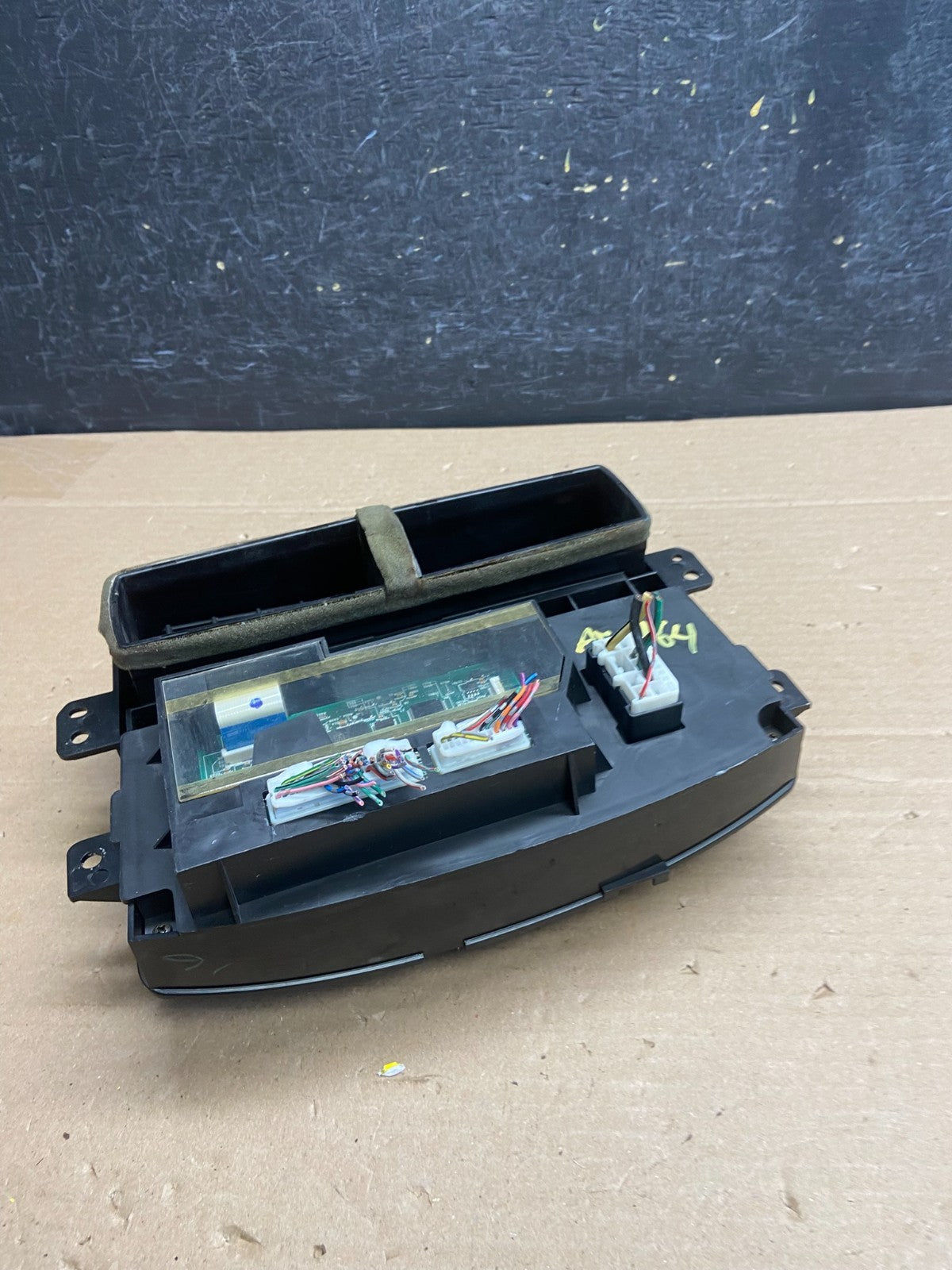 2004-2005 Toyota Sienna AC Climate Heater Temperature Control Air Vent AG5164 DG4