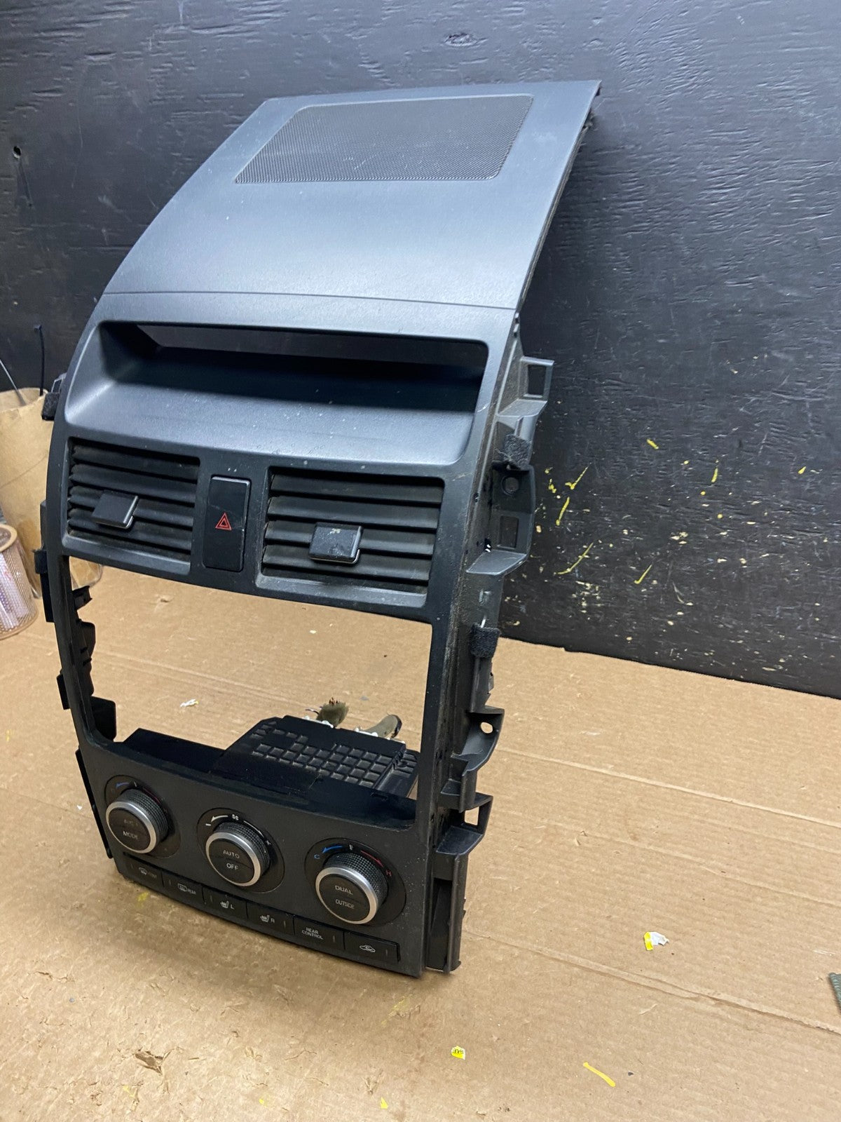 2007 - 2009 Mazda CX-9 Radio Dash Trim Bezel W/Vent AC Climate Control w1763 DG1