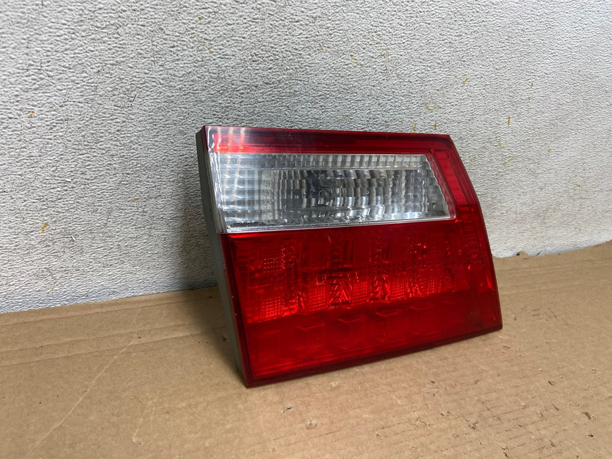 2005 2006 2007 Honda Odyssey Inner Left Driver Lh Tail Light AH8503 LK1