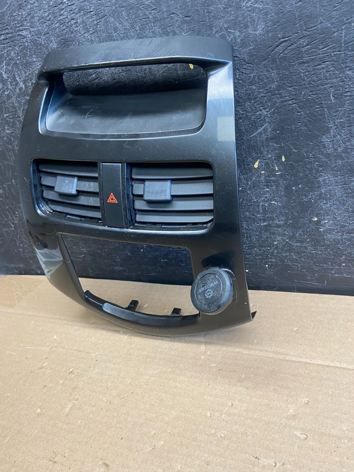 2011 to 2015 Chevrolet Spark Center Air Vent Hazard Switch AH3982 DG1