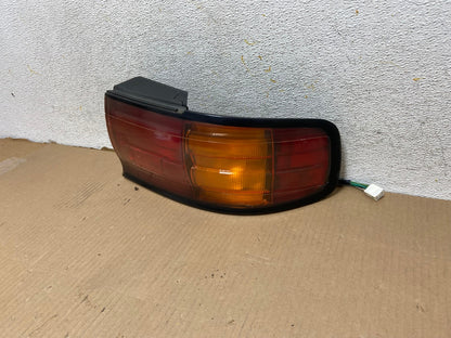1992 1993 1994 Toyota Camry Right Passenger RH Side Tail Light AH3015 LK2