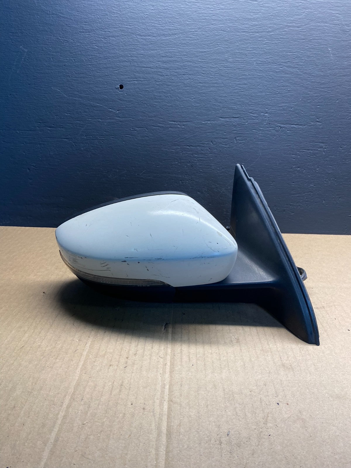 2011-2016 Volkswagen Jetta Sedan Right Passenger Side View Door Mirror AB4271 MS0