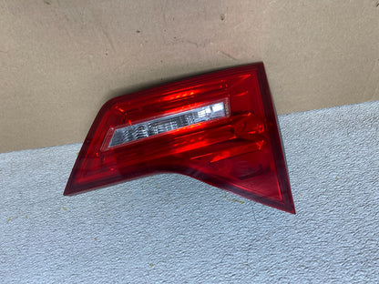 2007 2008 2009 Acura Mdx Right Passenger Rh Side Inner Tail Light Oem R8086 DW0
