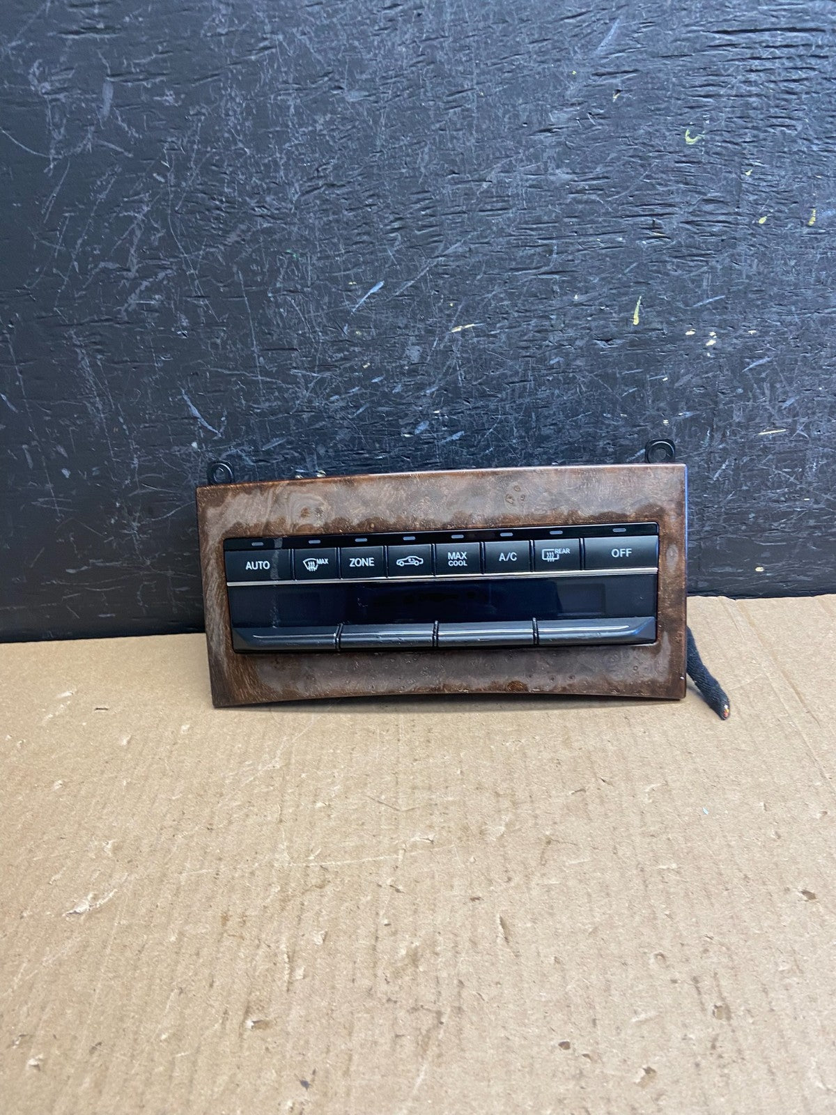 2010-2013 Mercedes W212 E350 E500 A/C Climate Control Panel AE3827 DG0