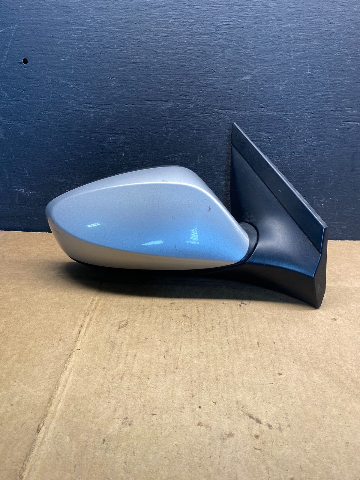2012 to 2017 Hyundai Accent Right Passenger Side View Door Mirror AD3718 DW0