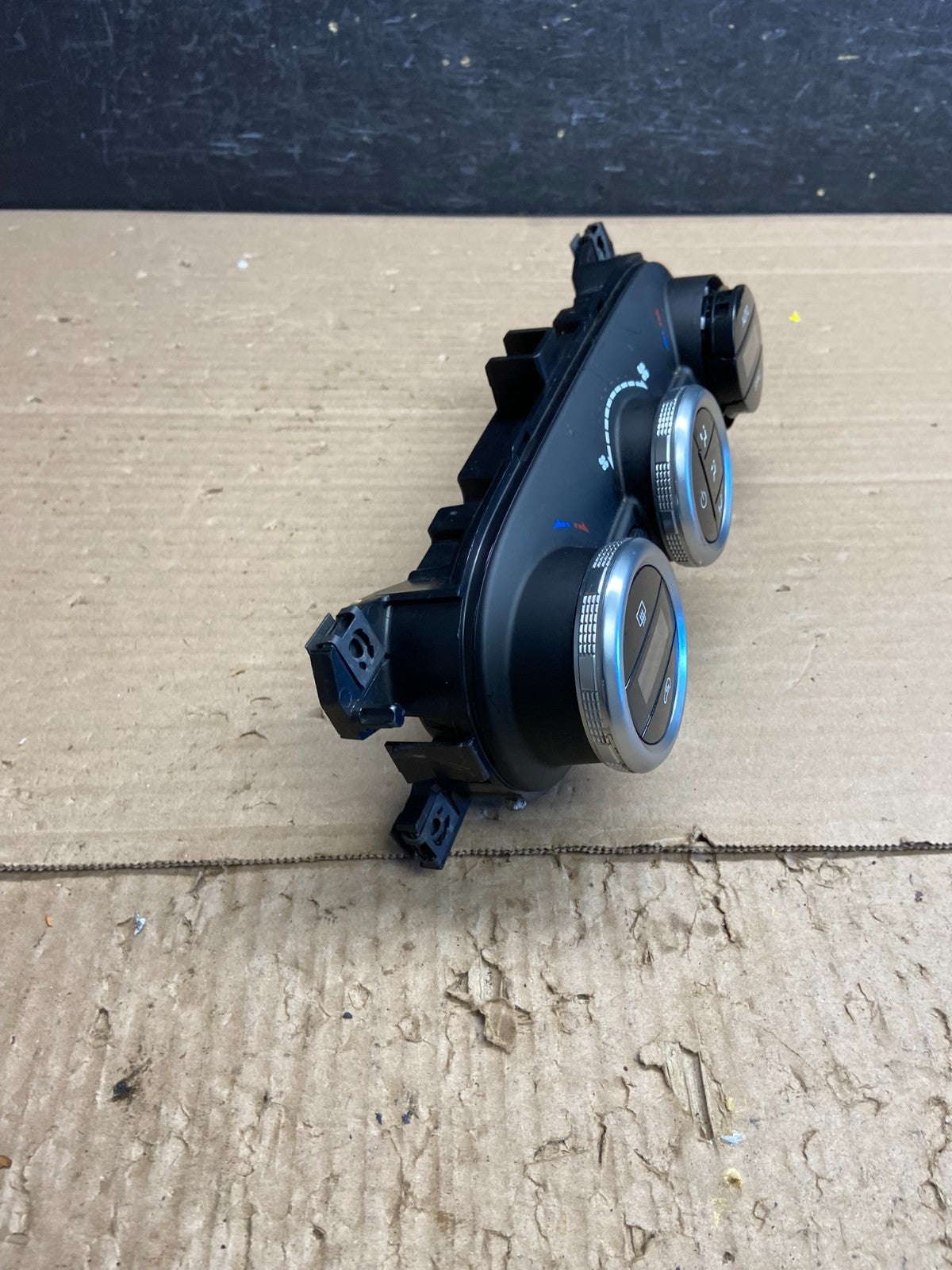 2014 to 2017 Fiat 500 Heater Climate Control Control Temp AG0219 DG3