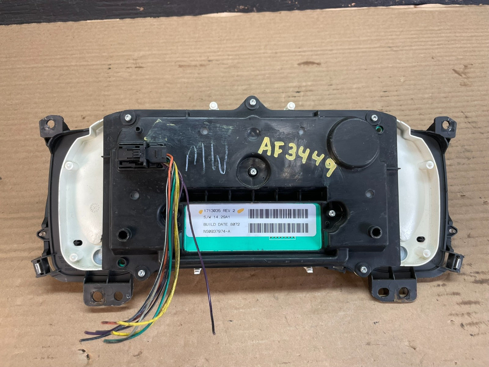 2004 to 2012 Chevrolet Colorado Instrument Cluster Speedometer AF3449 DW8