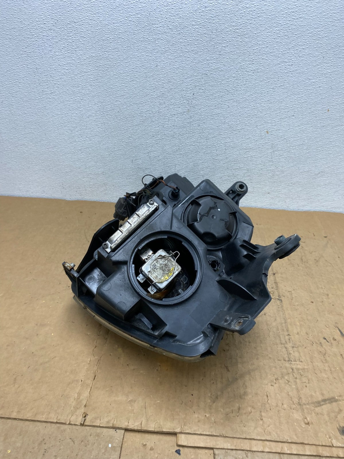 2007-2012 Gmc Acadia Xenon HID Headlight Right Passenger Side AD0523 DW10
