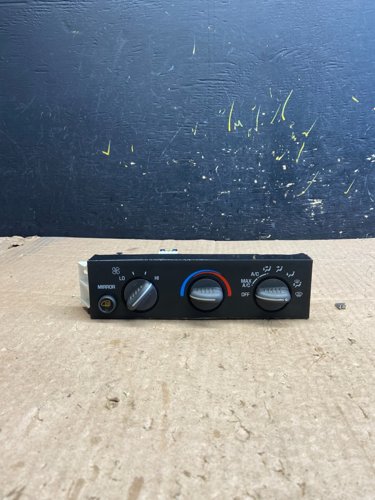2001 - 2007 GMC Chevrolet Express 1500 Climate Control A/C z1660 DG0
