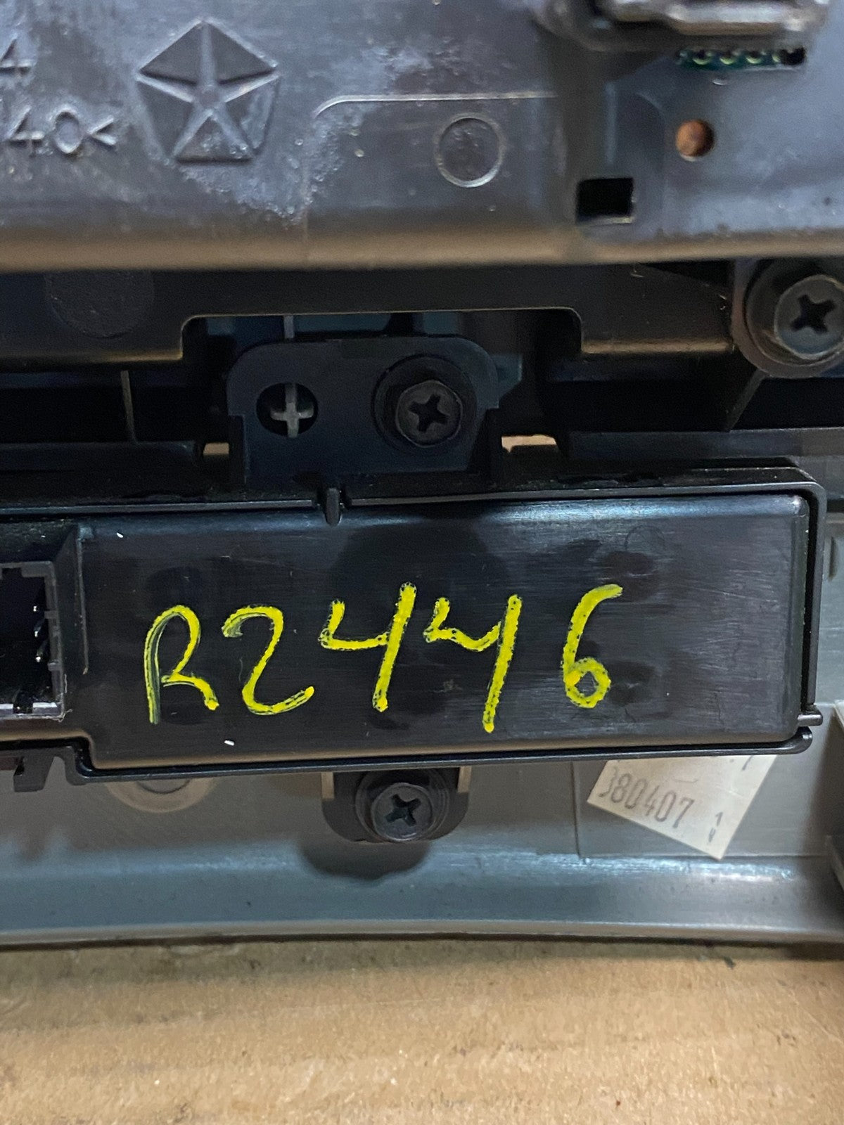 2008 to 2012 Jeep Liberty Dash Climate Temperature Control Radio Bezel r2446 DG8