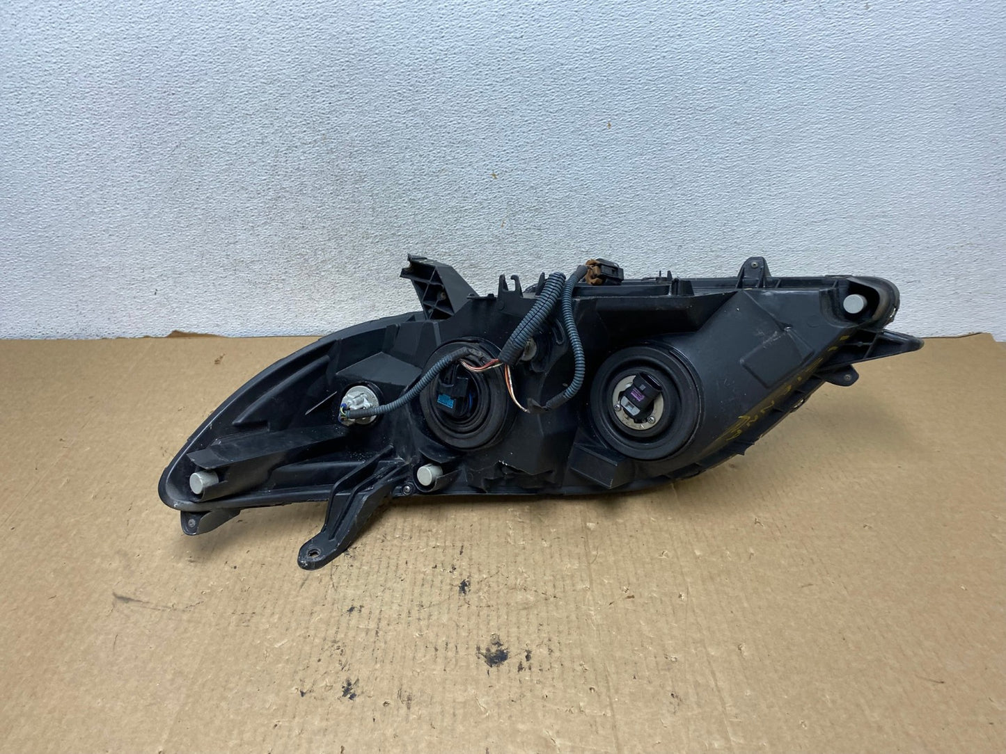 2011-2014 Toyota Sienna Right Passenger RH Halogen Headlight AG2116 LK7