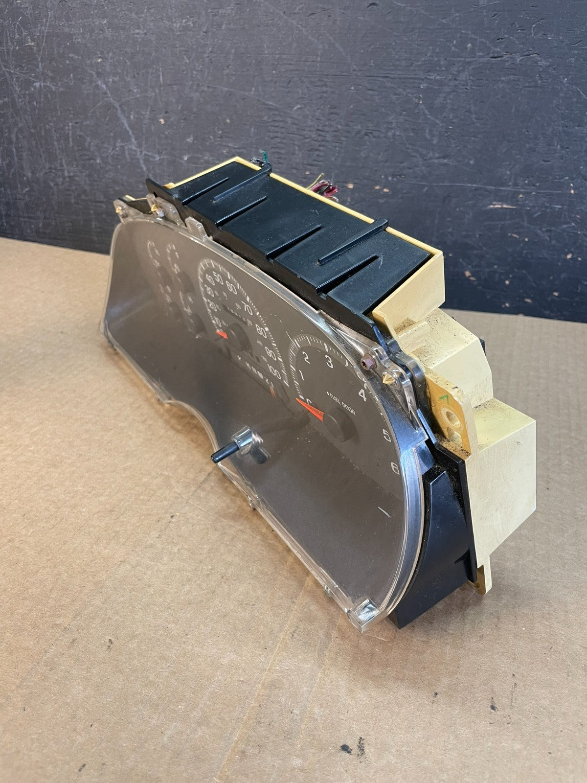 1997 to 1998 Ford F150 F-Series Expedition peedometer Cluster Gauge AF3597 DG2