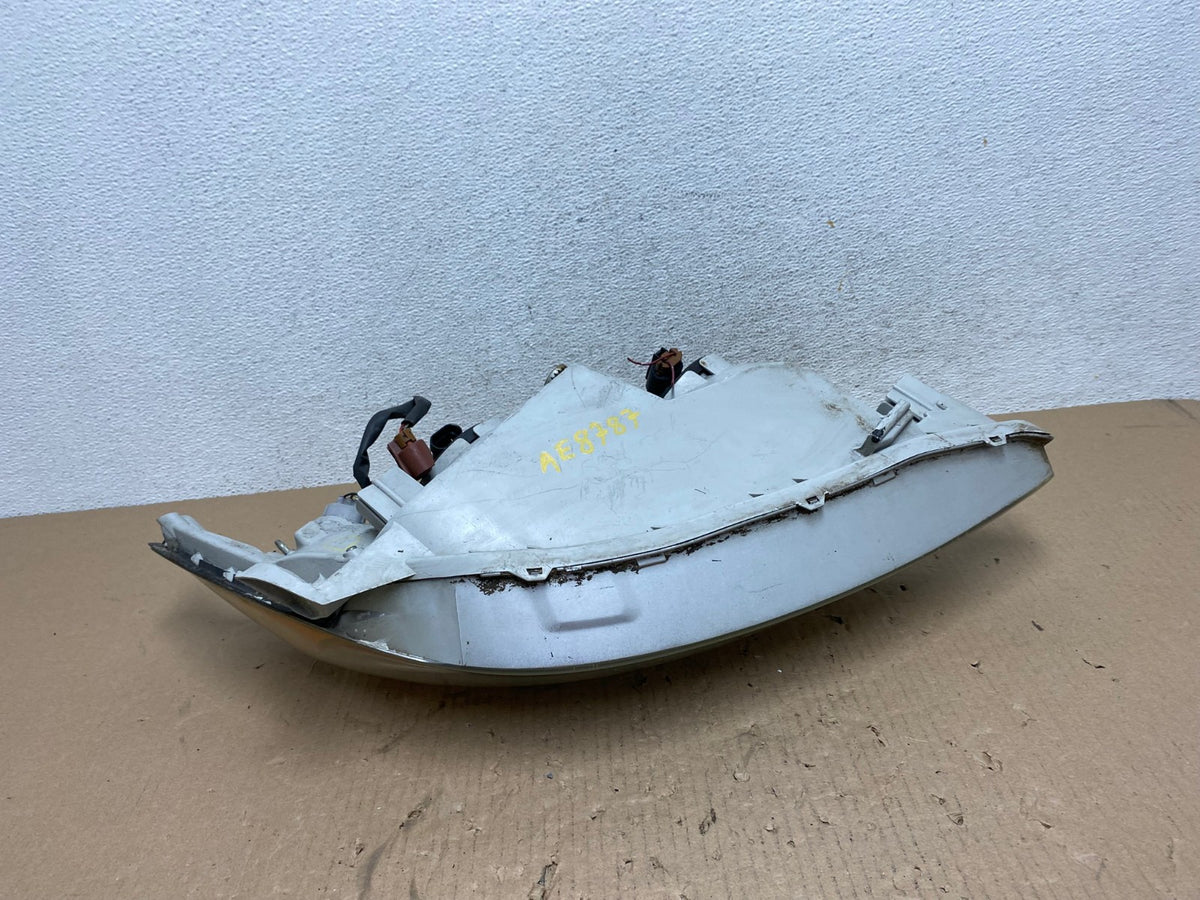 2002 2003 2004 Toyota Camry Left Driver Lh Side Halogen Headlight AE8787 LK6