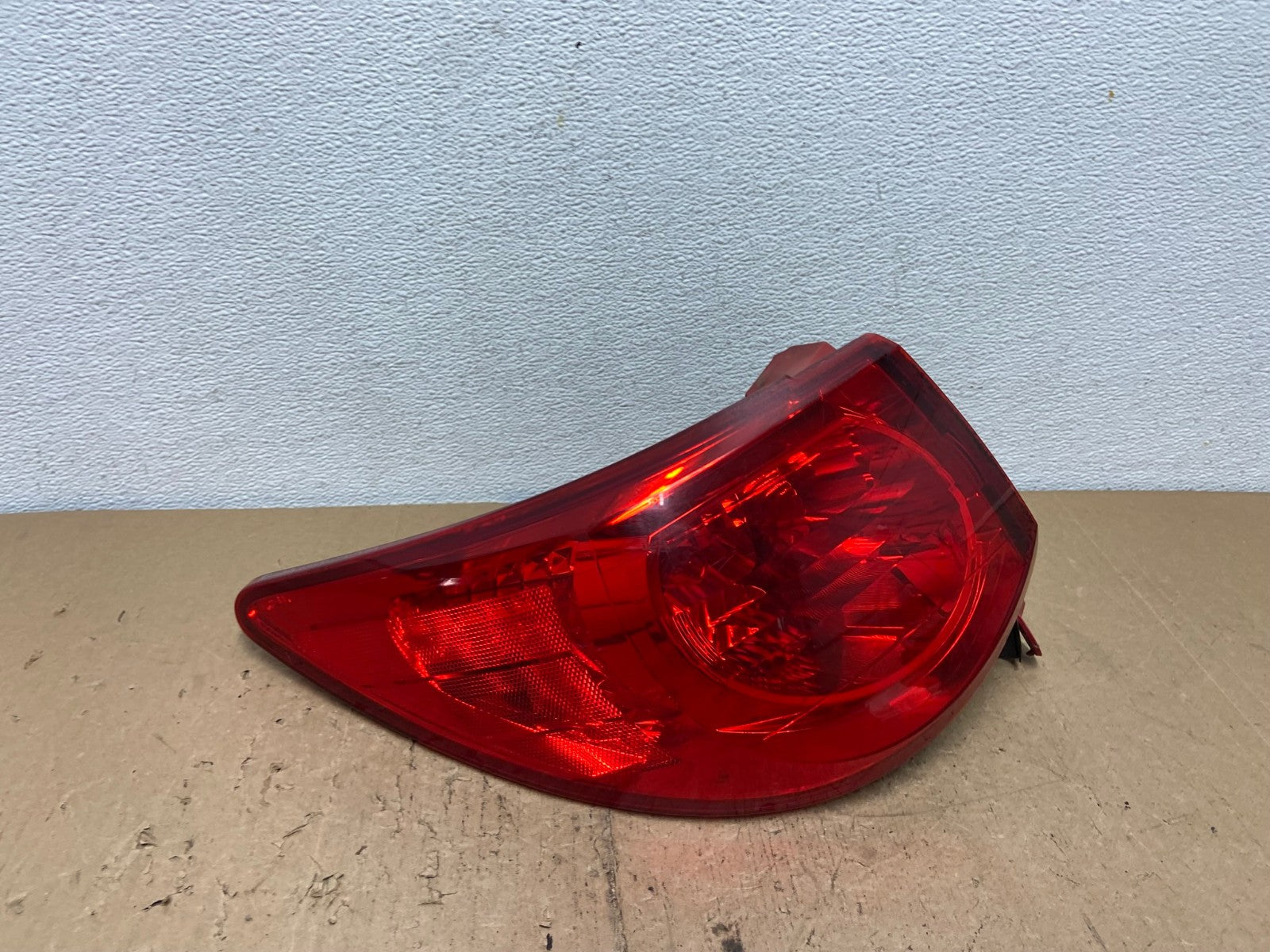 2009 2010 2011 2012 Chevrolet Traverse Left Driver LH Tail Light AC7223 LK0