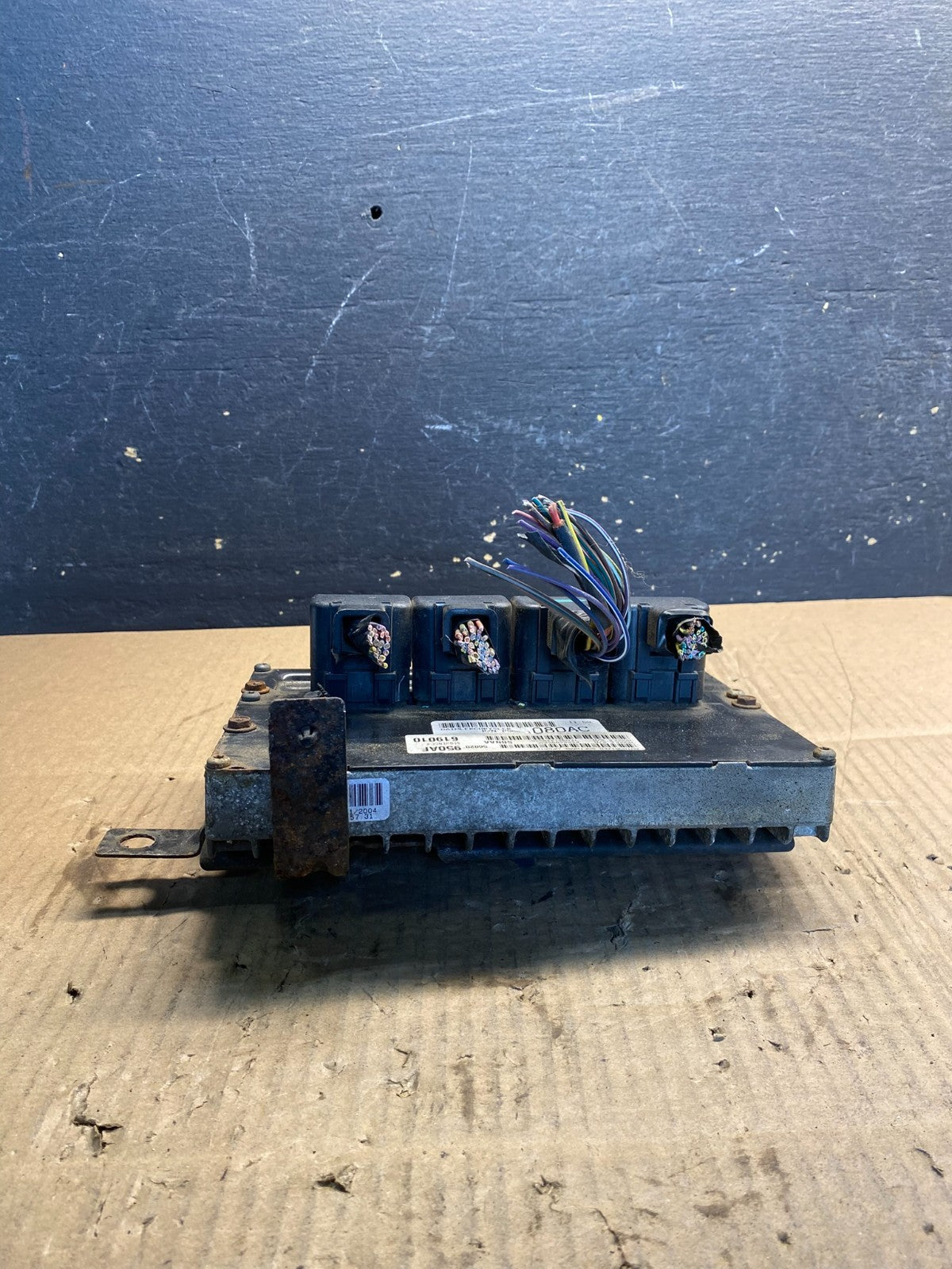 2005 Dodge Durango 4.7 Engine Contol Module Computer ECM ECU OEM  AA7433 DG0
