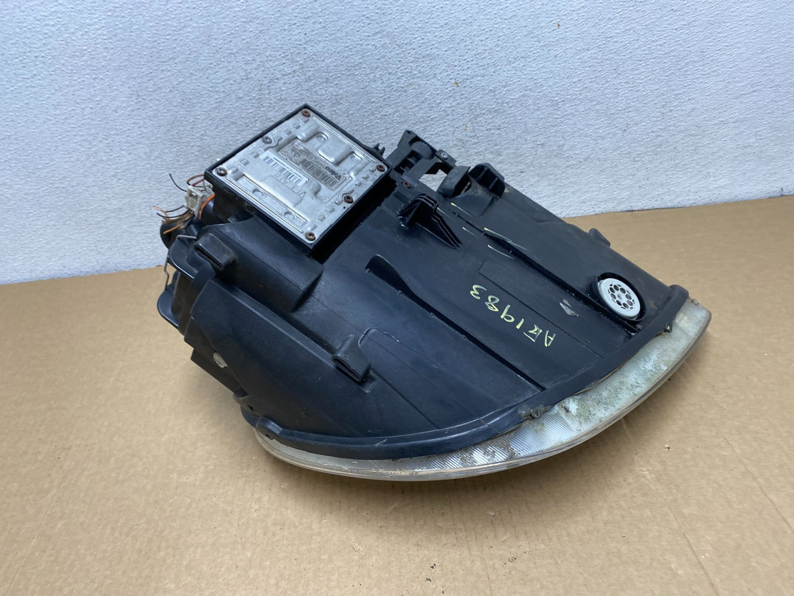 2004 - 2006 Porsche Cayenne Left Driver LH Side Xenon HID Headlight AG1983 DW8