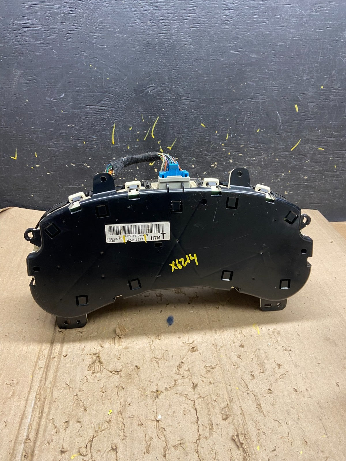 2003 Oldsmobile Bravada Speedometer Cluster Gauge OEM  x6214 DG3