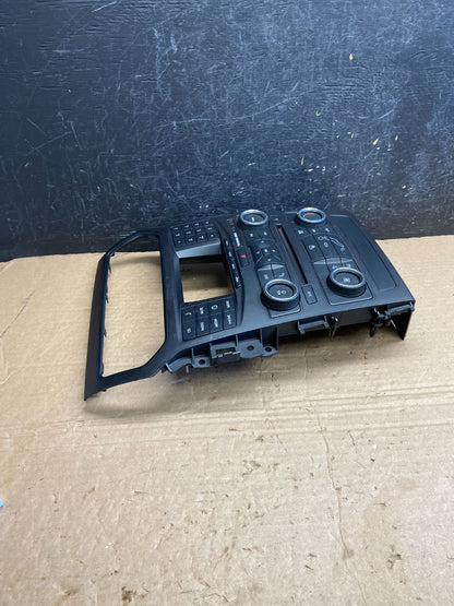 2016-2018 Ford Explorer Radio Heater Climate A/C Control Bezel Trim AF2068 DW1