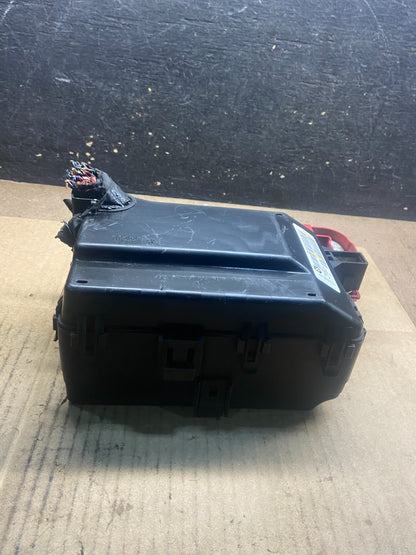 Dodge Chrysler Fuse Box p68164178ac Y4357 PS1