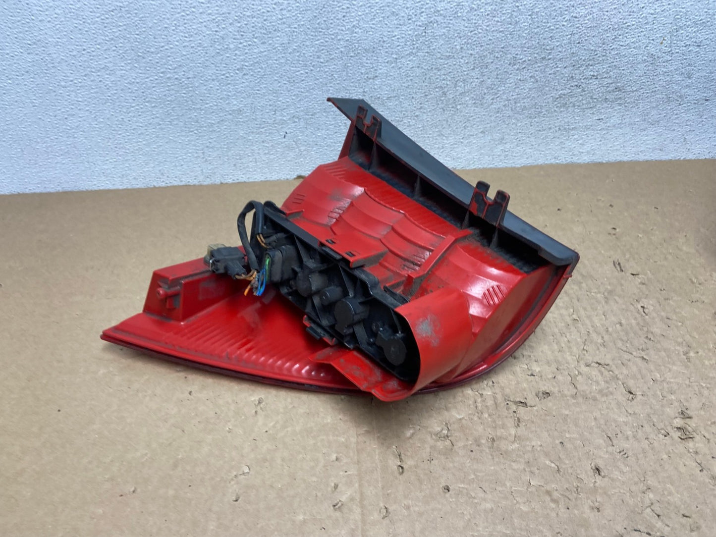 2002-2005 Mercedes ML350 ML-Class Left Driver Lh Side Tail Light AG1289 LK3