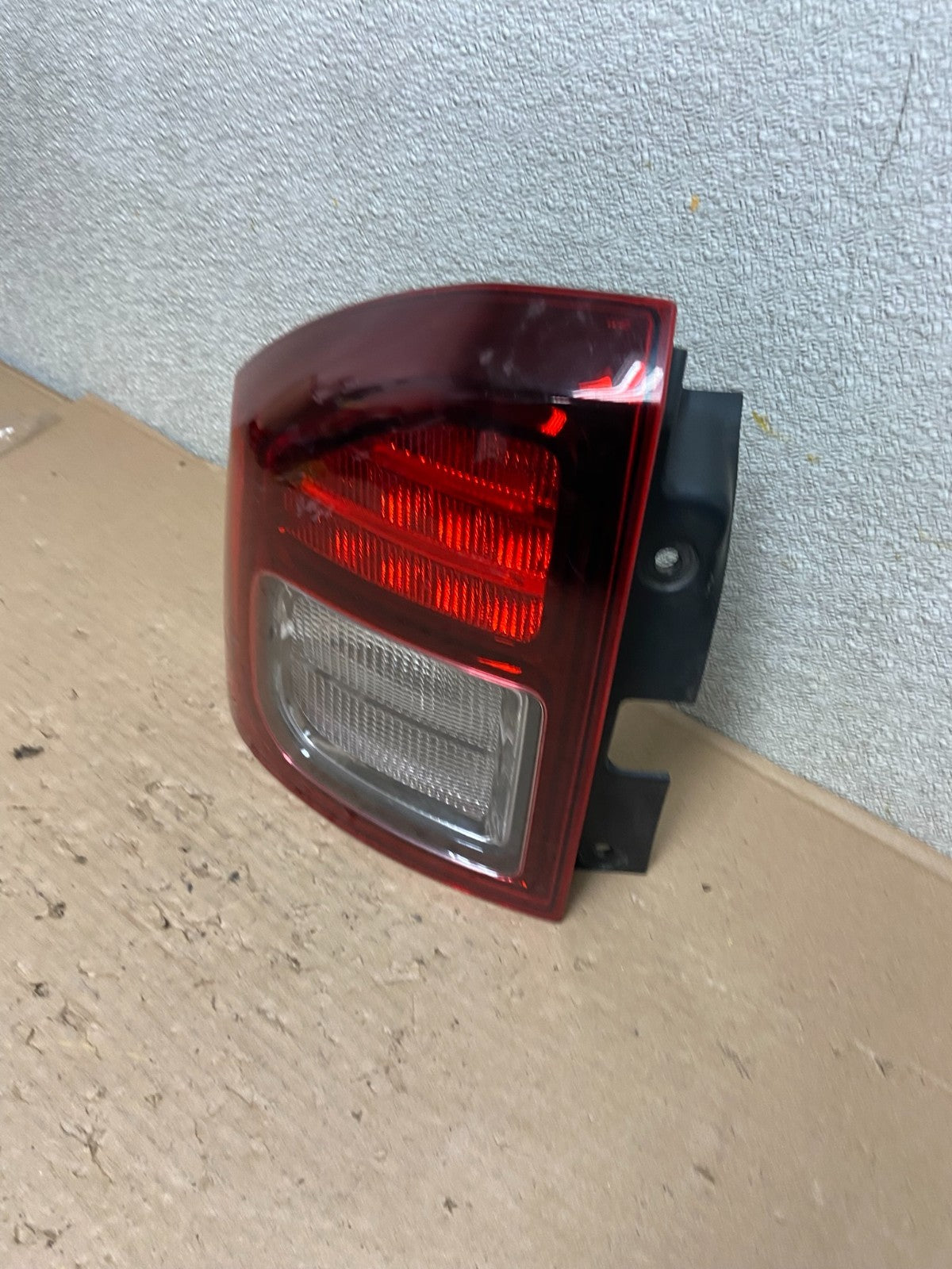 2014 - 2017 Jeep Compass Left Driver LH Side Tail Light AB0212 LK1