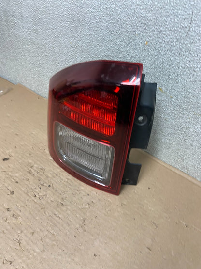 2014 - 2017 Jeep Compass Left Driver LH Side Tail Light AB0212 LK1