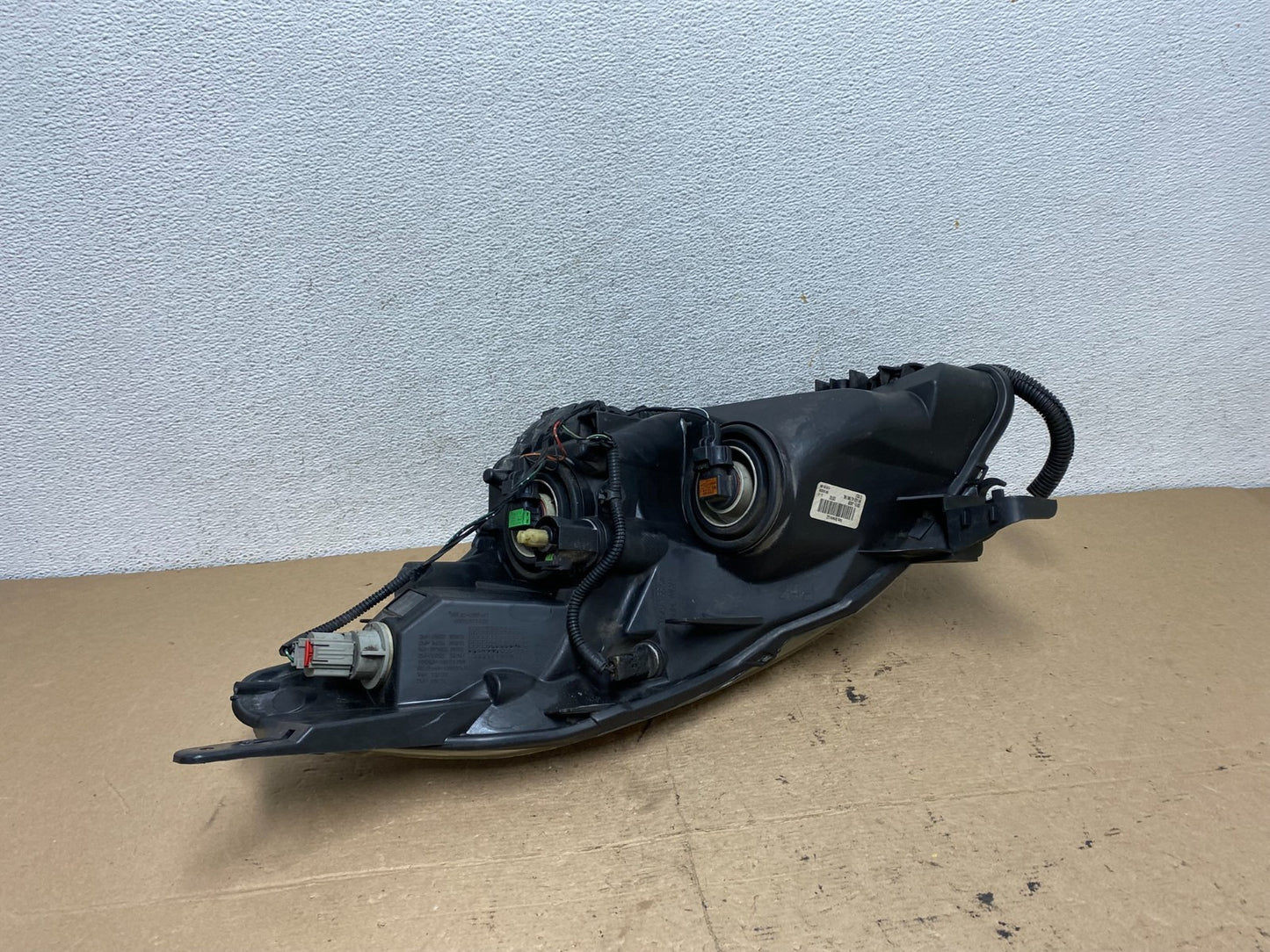 Sedan 2007 to 2009 Nissan Altima Right Passenger Halogen Headlight AF5039 DW6