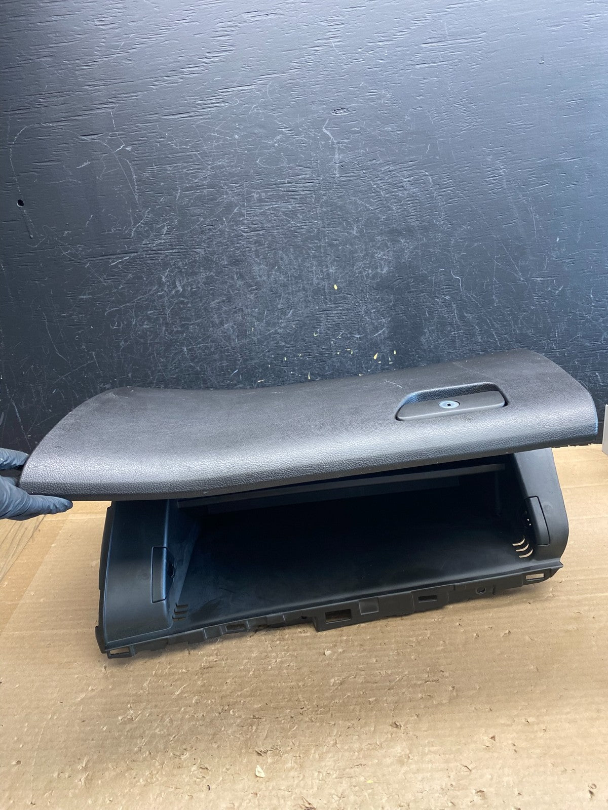 2013 to 2016 Ford Fusion Front Right Passenger Storage Glove Box ag8498 DG7