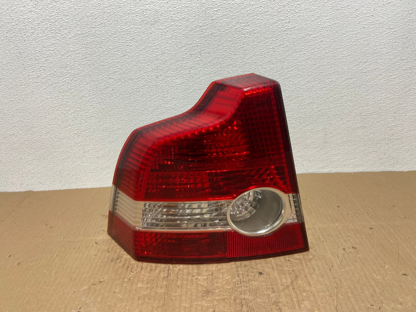 2004 to 2007 Volvo S40 Left Driver LH Side Tail Light OEM AB8403 LK0