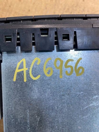 2007-2012 Chrysler Dodge Jeep Ram Radio CD MP3 AUX Receiver ac6956 DG7