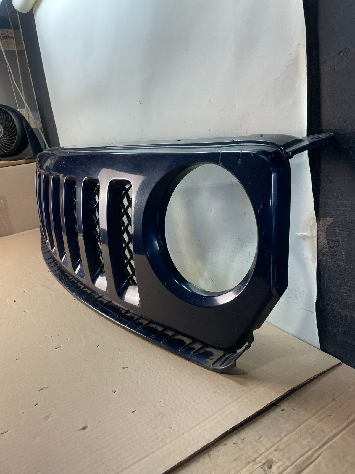 2011 to 2017 Jeep Patriot Front Bumper Upper Grille Grill AG7669 DG1