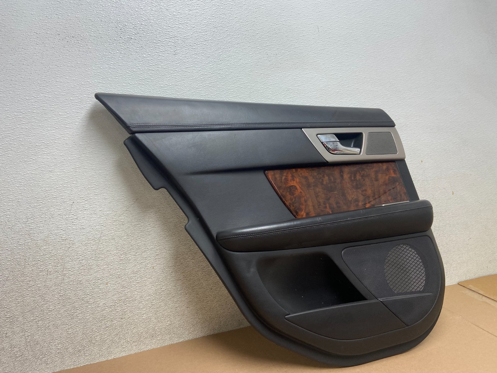 2009 to 2015 Jaguar XF OEM Front Left Driver LH Interior Door Panel r4909 DG2