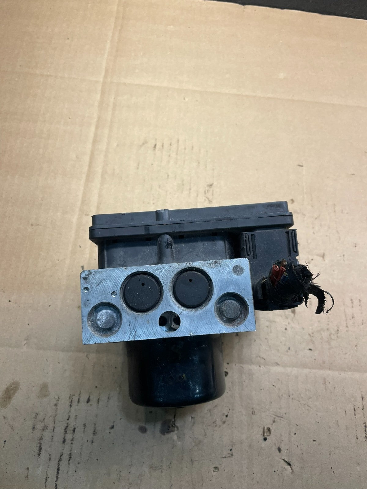 2002-2005 Mercedes W203 C230 CLK500 ABS Anti Lock Brake Pump Module w6641 DG2