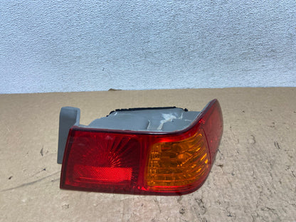 2000 to 2001 Toyota Camry Right Passenger Rh Tail Light AG1409 LK0