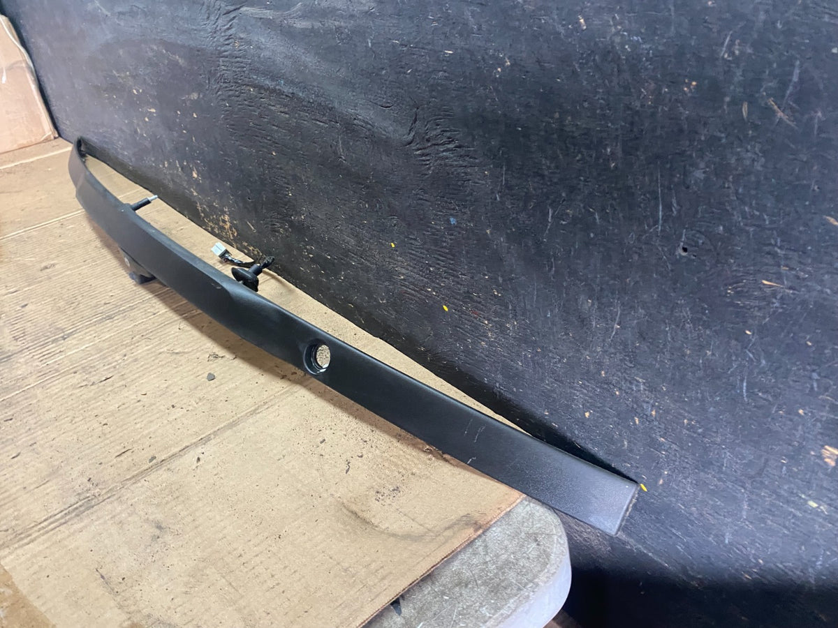 2016 2019 Ford Explorer Interceptor Rear Tailgate Molding With Camera S6021 DG1