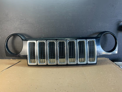 2002 2003 2004 Jeep Liberty Grill Grille Plastic f8756 DG0